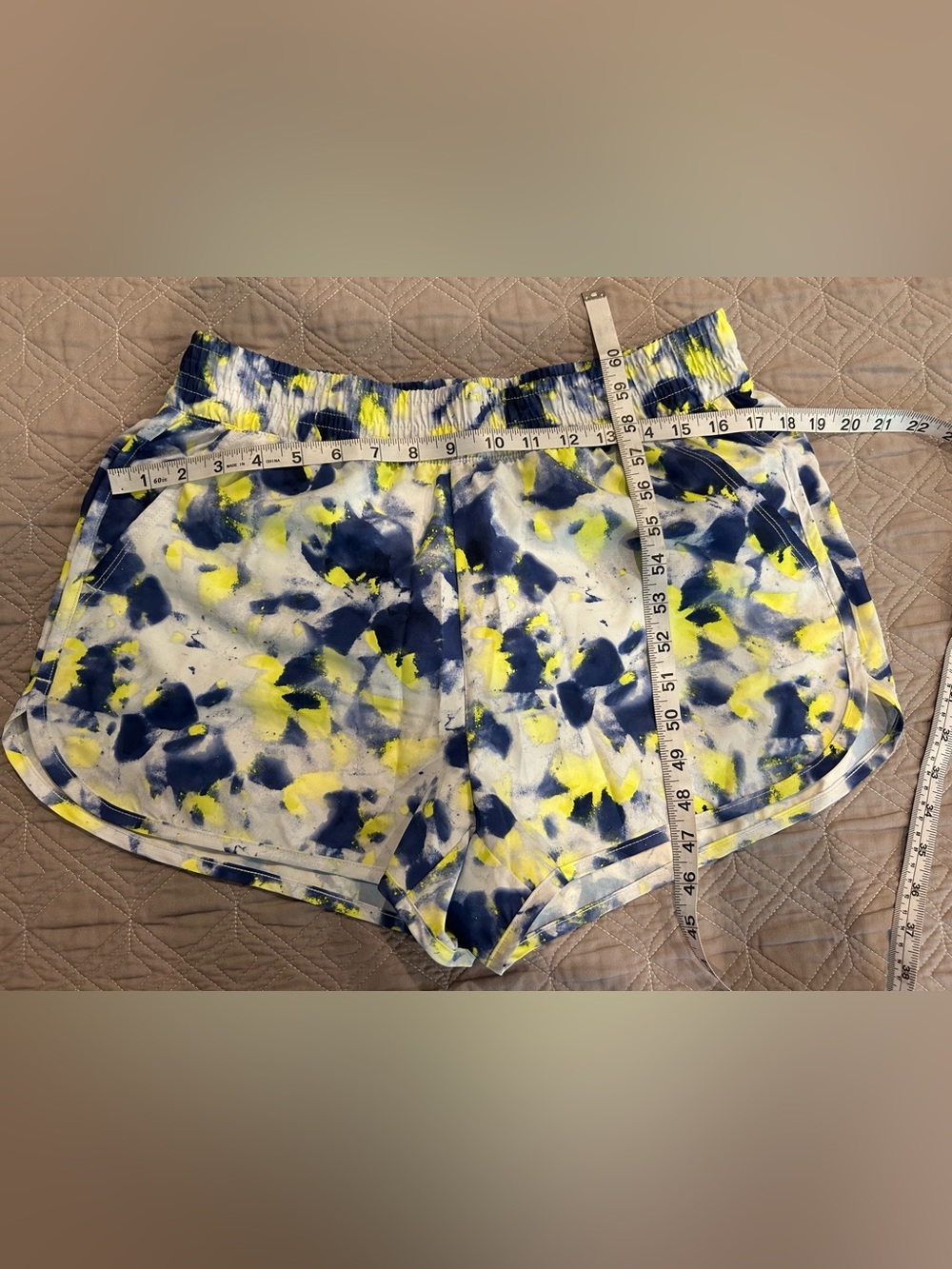 Women’s Navy & Yellow Printed Athletic Shorts